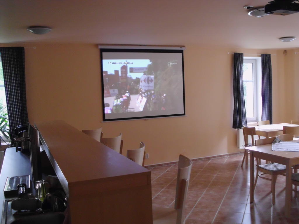 Apartmany Doma Янов над Нисоу Екстериор снимка